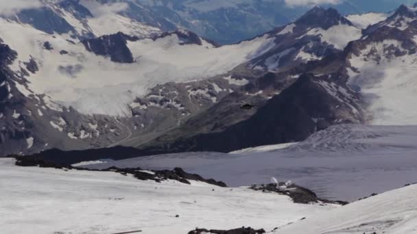 Panoramatický pohled na horu Elbrus — Stock video