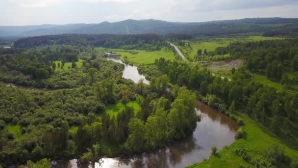 Вид с воздуха на российский ландшафт — стоковое видео