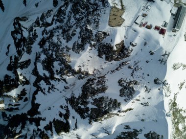 Soçi, Rusya - Mayıs, 2017: Ski Resort Rosa Khutor yukarıda havadan görünümü