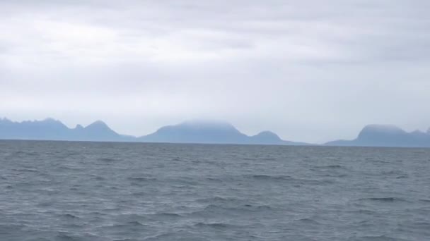 Horská krajina na Norské moře — Stock video