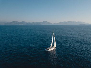 Türkiye 'de açık denizde deniz manzarası