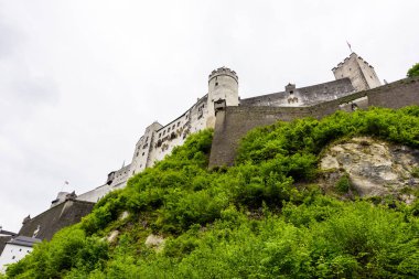 Klessheim Kalesi görünümü aşağıdan