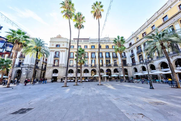 BARCELONA, SPAIN - November 10: Plaza Real Placa Reial . Royal Square Catalonia — ストック写真