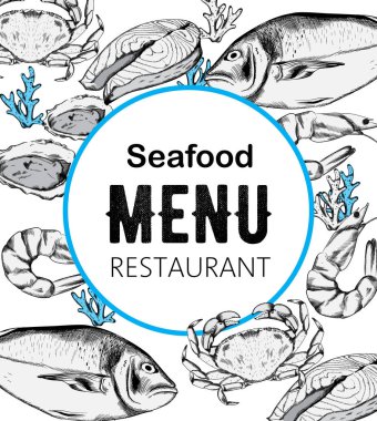 Kırmızı balık bifteği, istiridye ve yengeç içeren deniz ürünleri menüsü.