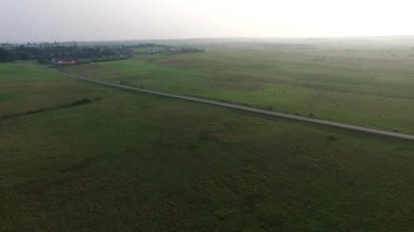 Güzel manzara üzerinde uçuş