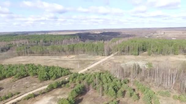vue aérienne sur le pays avec rotation 