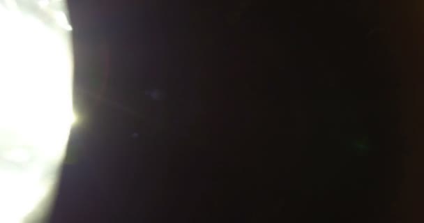 Élément de fuites de lumière 