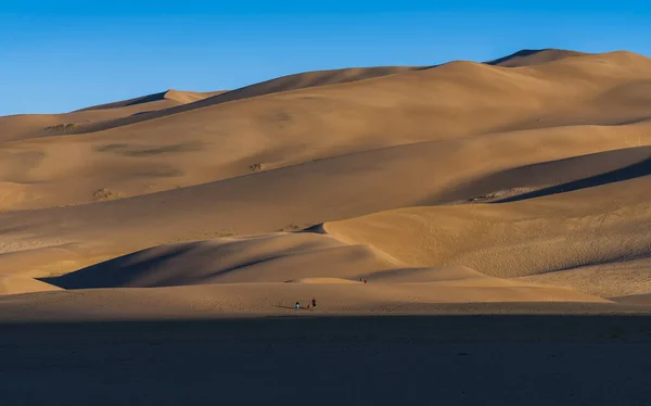 美国科罗拉多州日出时的沙丘国家公园 — 图库照片