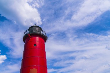 Güneşli bir günde Milwaukee Deniz Feneri.