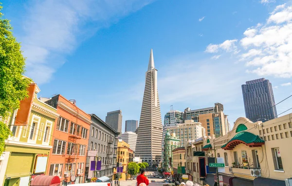 Cena Centro San Francisco Com Monte Edifício Dia — Fotografia de Stock