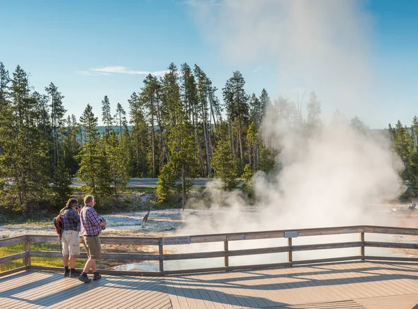 Scenic View Color Full Geysers Morning Yellowstone National Park Usa — Stock Photo, Image