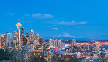 Seattle 'ın gece manzarası, Washington, ABD. - sadece yazı işleri için..
