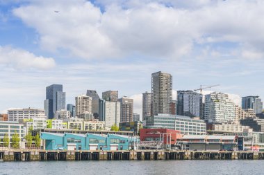 Seattle Waetr Cephesi, Sunndy Day, Seattle, Washington, ABD. sadece yazı işleri için.