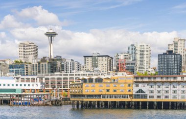 Seattle Waetr Cephesi, Sunndy Day, Seattle, Washington, ABD. sadece yazı işleri için.