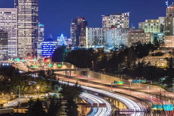 Seatte Stadsgezicht Met Snelweg Nachts Washington Verenigde Staten — Stockfoto