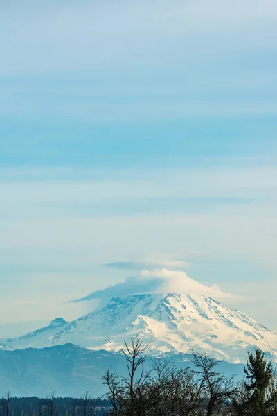 워싱턴 시애틀 클라우드 Rainier 꼭대기의 — 스톡 사진
