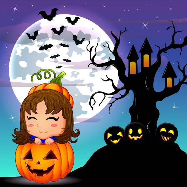 Noche de Halloween fondo con linda niña en cesta de calabaza y casa de árbol de miedo — Vector de stock