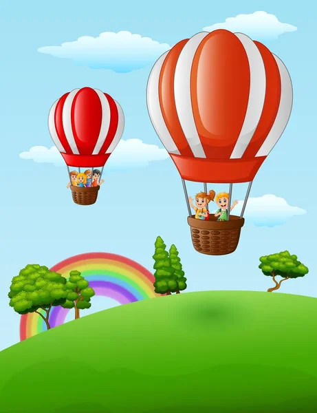 Dos globos aéreos volando con niños felices — Vector de stock