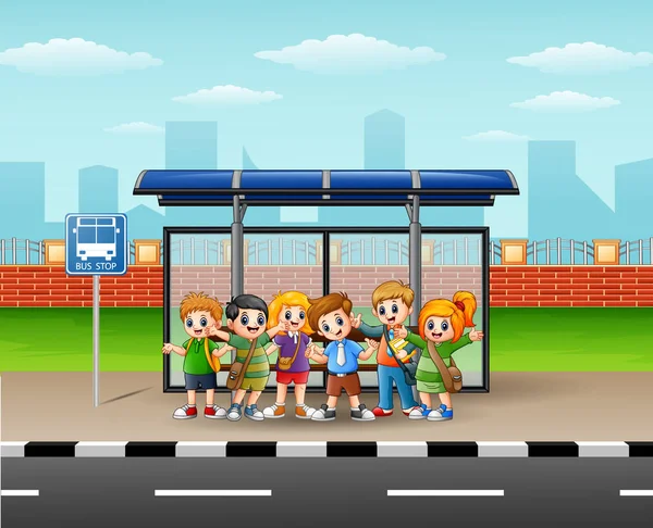 Niños felices en una parada de autobús — Vector de stock