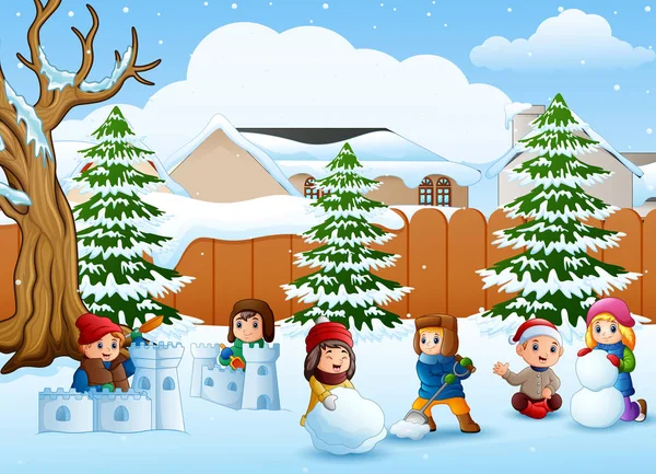 卡通孩子在雪地里玩耍的矢量插图 — 图库矢量图片