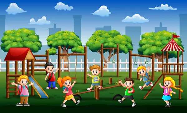 Niños Escuela Feliz Jugando Parque Público — Vector de stock