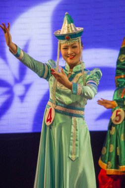 Ulan Ude, Rusya-27 Şubat 2015: Üyeler Buryat ulusal yarışması güzellik ve yetenek 