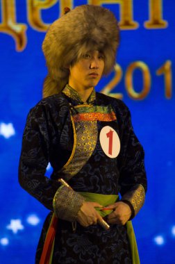 Ulan Ude, Rusya-27 Şubat 2015: Üyeler Buryat ulusal yarışması güzellik ve yetenek 