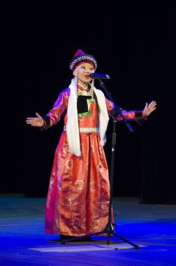 Ulan Ude, Rusya-27 Şubat 2015: Üyeler Buryat ulusal yarışması güzellik ve yetenek 