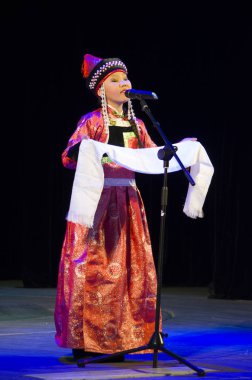 Ulan Ude, Rusya-27 Şubat 2015: Üyeler Buryat ulusal yarışması güzellik ve yetenek 