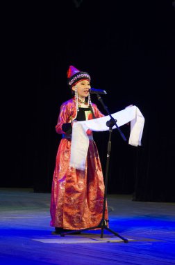 Ulan Ude, Rusya-27 Şubat 2015: Üyeler Buryat ulusal yarışması güzellik ve yetenek 