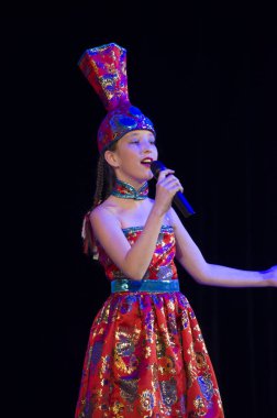 Ulan Ude, Rusya-27 Şubat 2015: Üyeler Buryat ulusal yarışması güzellik ve yetenek 