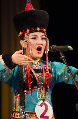 Ulan Ude, Rusya-27 Şubat 2015: Üyeler Buryat ulusal yarışması güzellik ve yetenek 