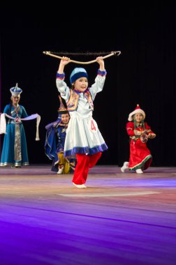 Ulan Ude, Rusya-27 Şubat 2015: Üyeler Buryat ulusal yarışması güzellik ve yetenek 