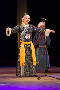 Ulan Ude, Rusya-27 Şubat 2015: Üyeler Buryat ulusal yarışması güzellik ve yetenek 