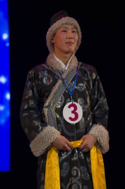 Ulan Ude, Rusya-27 Şubat 2015: Üyeler Buryat ulusal yarışması güzellik ve yetenek 