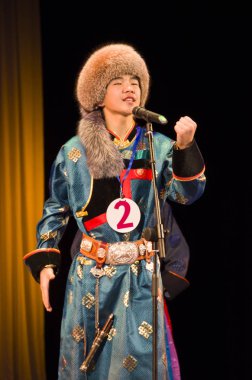 Ulan Ude, Rusya-27 Şubat 2015: Üyeler Buryat ulusal yarışması güzellik ve yetenek 