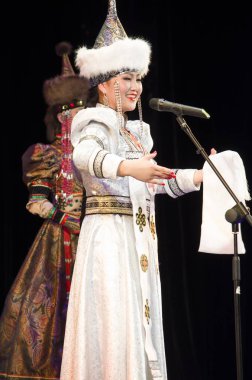 Ulan Ude, Rusya-27 Şubat 2015: Üyeler Buryat ulusal yarışması güzellik ve yetenek 
