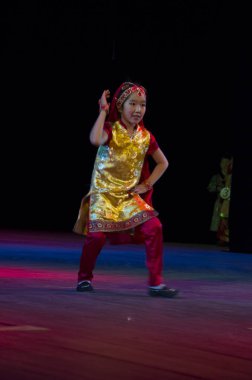 Ulan Ude, Rusya-27 Şubat 2015: Üyeler Buryat ulusal yarışması güzellik ve yetenek 