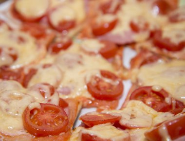 Hızlı mini pizza hazır mısınız. 