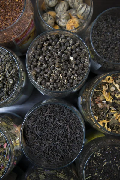 Diferentes variedades de té verde y negro de élite . —  Fotos de Stock
