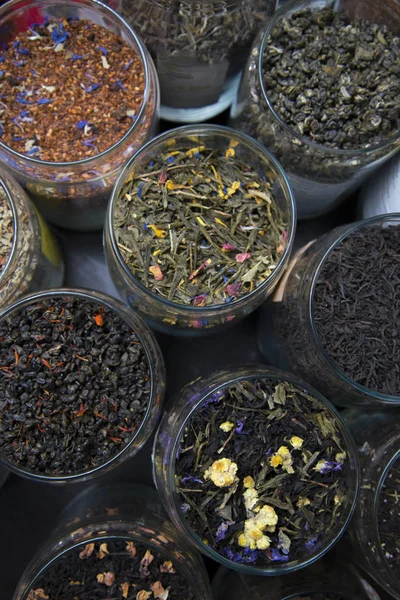 Diferentes variedades de té verde y negro de élite . —  Fotos de Stock
