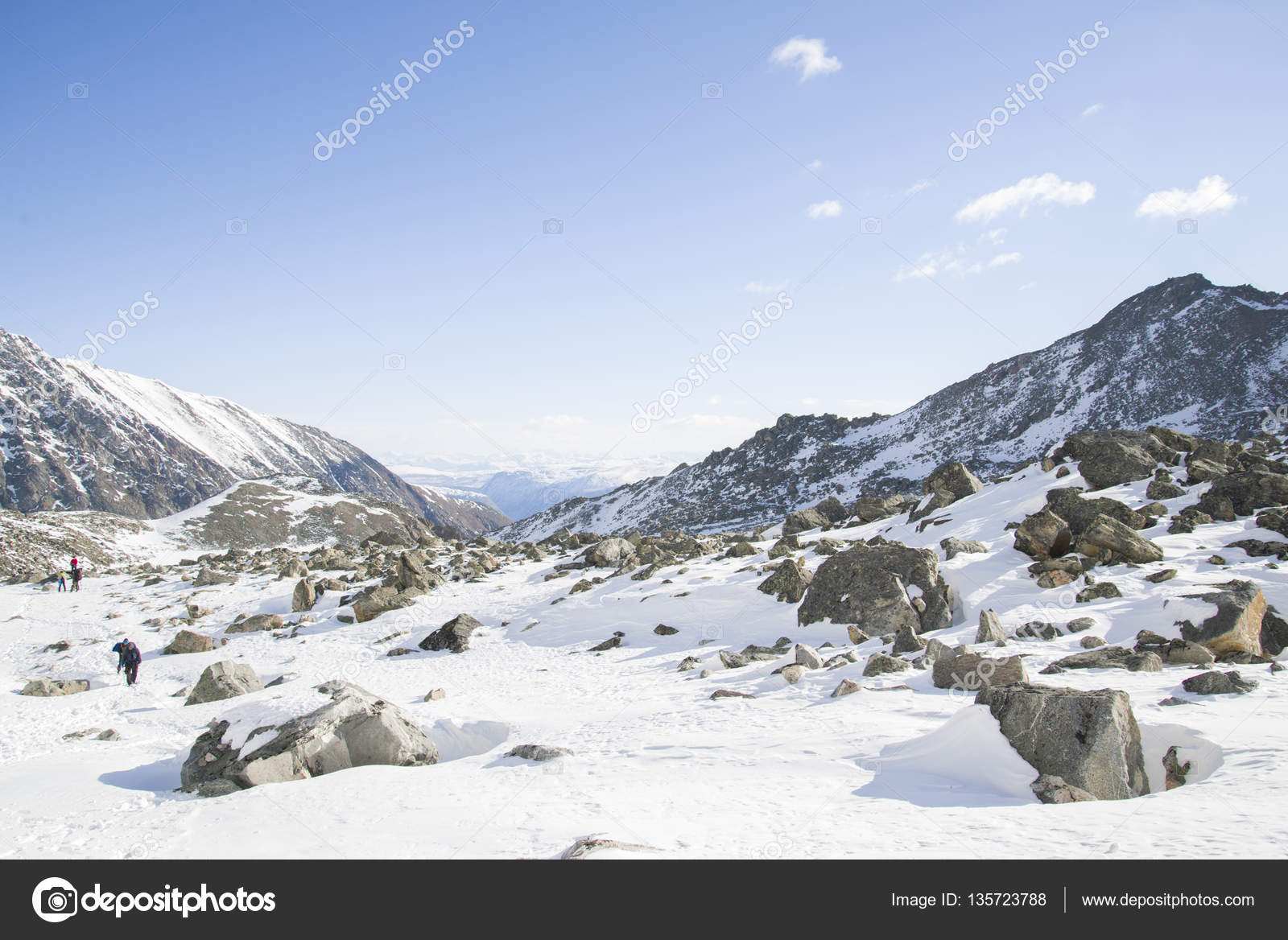 23 Mars 2014 Touristes Traditionnels Escalade Du Plus