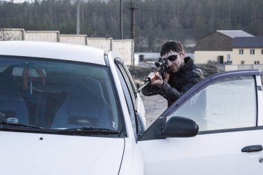 Rus mafya, genç haydut temsilcisi.