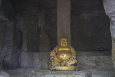 Buda heykeli birinde Tayland tapınakları.