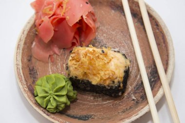 Japon geleneksel gıdalar rulo ve suşi.