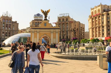 Kiev, Ukrayna - 6 Mayıs 2017. Hazırlıklara Eurovision 2017 Khreshchatyk'a üzerinde. Özgürlük, müzik. Kiev. Ukrayna.