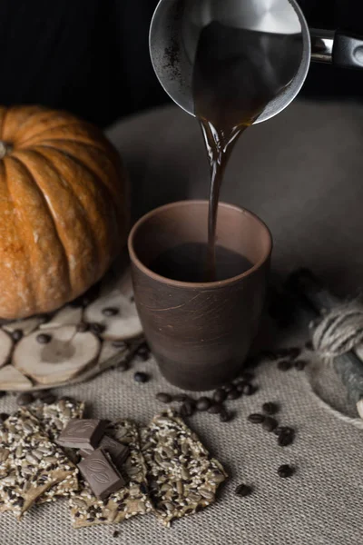 Halloween fikirler, ahşap kutusunda kabak