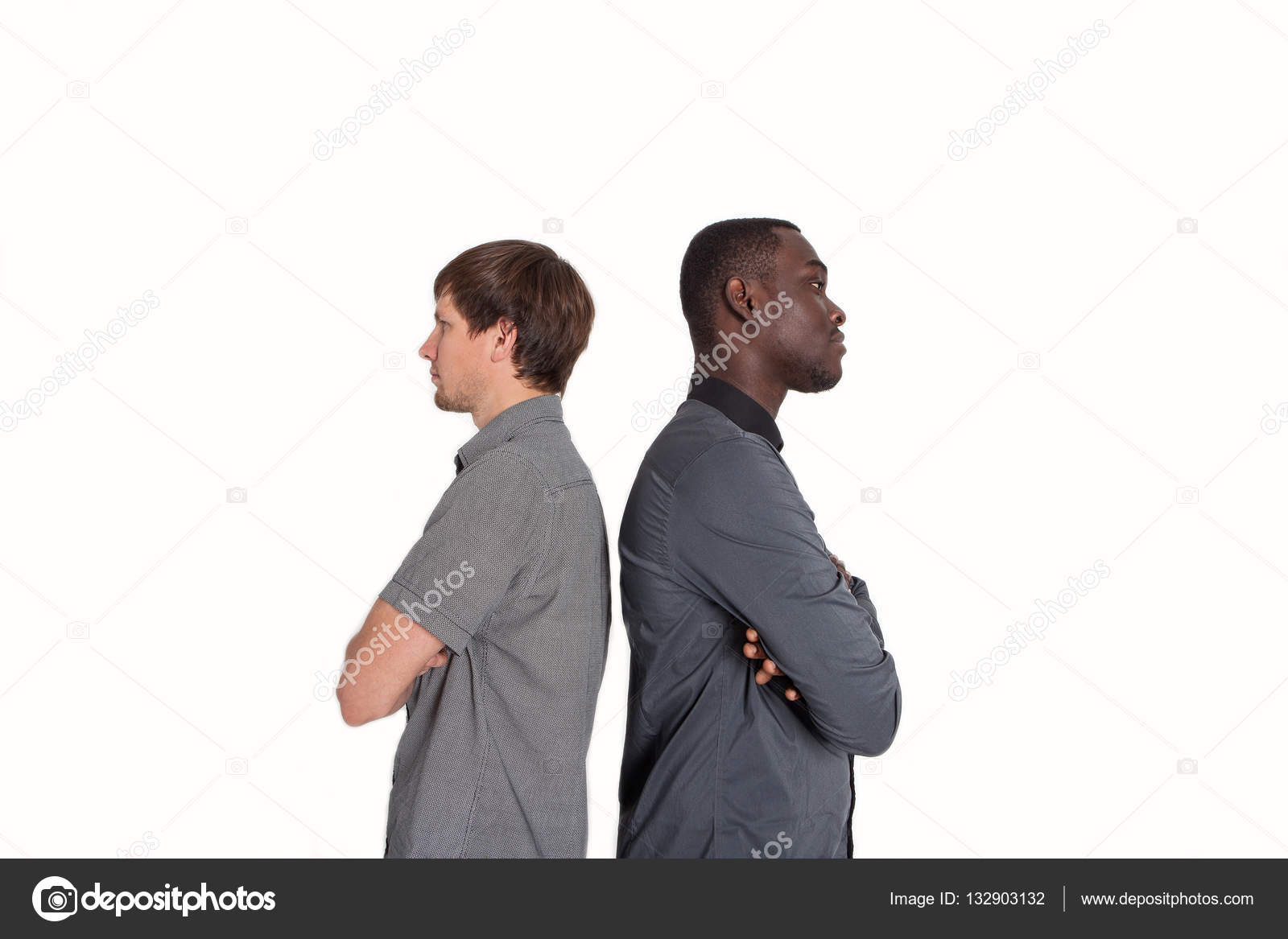 межрасовые конфликты. межэтнические конфликты. арабы-христиане. люди против расизма. расовые предрассудки.