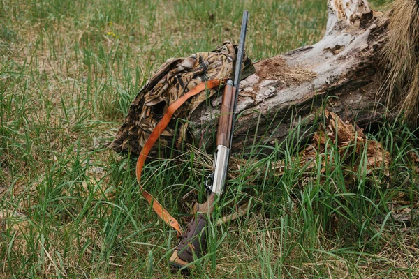 Artículos de caza. concepto de caza. fondo de caza . — Foto de Stock