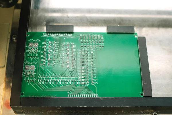 Fábrica de produção de microchips. Processo tecnológico . — Fotografia de Stock